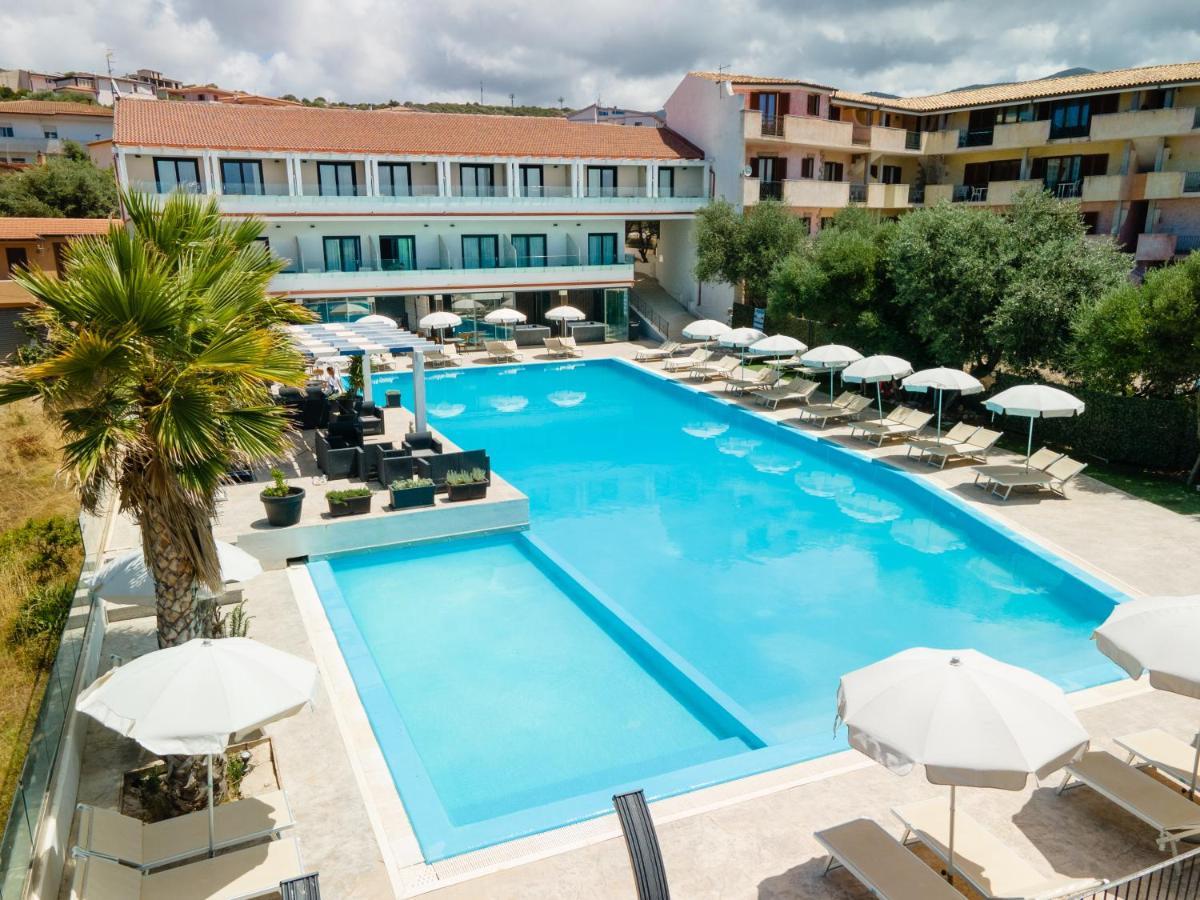 Horizon Hotel Badesi Εξωτερικό φωτογραφία
