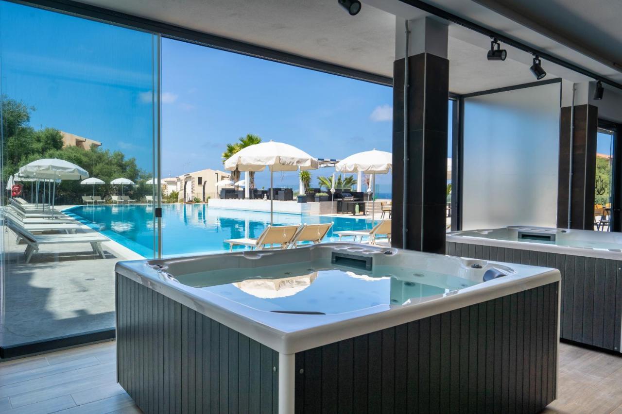 Horizon Hotel Badesi Εξωτερικό φωτογραφία
