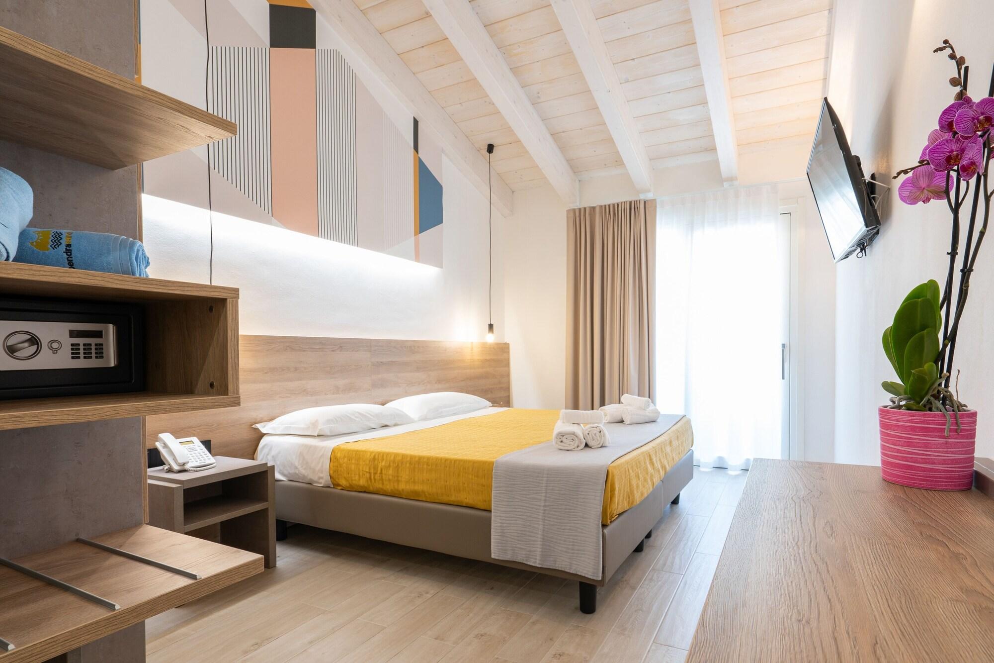 Horizon Hotel Badesi Εξωτερικό φωτογραφία